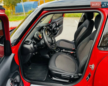 Червоний Міні Cooper, об'ємом двигуна 1.5 л та пробігом 206 тис. км за 17500 $, фото 37 на Automoto.ua
