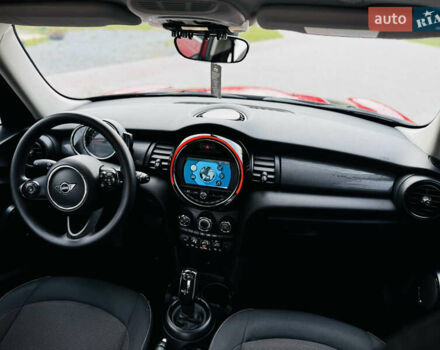 Червоний Міні Cooper, об'ємом двигуна 1.5 л та пробігом 206 тис. км за 17500 $, фото 29 на Automoto.ua