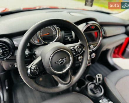 Червоний Міні Cooper, об'ємом двигуна 1.5 л та пробігом 206 тис. км за 17500 $, фото 47 на Automoto.ua