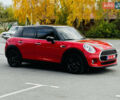 Червоний Міні Cooper, об'ємом двигуна 1.5 л та пробігом 206 тис. км за 17500 $, фото 5 на Automoto.ua