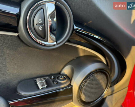 Червоний Міні Cooper, об'ємом двигуна 0 л та пробігом 39 тис. км за 17500 $, фото 17 на Automoto.ua