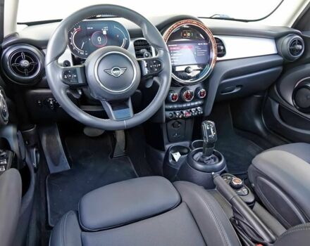Червоний Міні Cooper, об'ємом двигуна 2 л та пробігом 12 тис. км за 16000 $, фото 8 на Automoto.ua