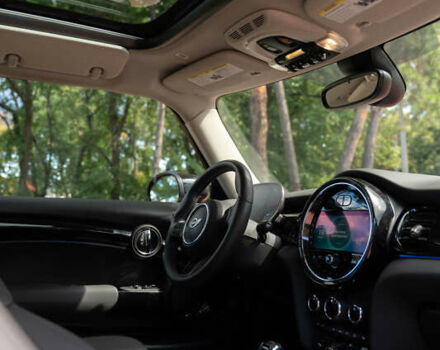 Красный Мини Купер, объемом двигателя 2 л и пробегом 6 тыс. км за 26000 $, фото 30 на Automoto.ua