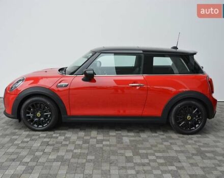 Міні Cooper 2023 у Києві на Automoto.ua Червоний Міні Cooper, об'ємом двигуна 0 л та пробігом 11 тис. км за 20631 $, фото 1 на Automoto.ua