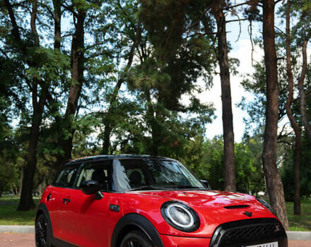 Красный Мини Купер, объемом двигателя 2 л и пробегом 6 тыс. км за 26000 $, фото 1 на Automoto.ua