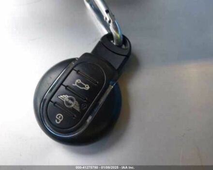 Червоний Міні Cooper, об'ємом двигуна 0 л та пробігом 16 тис. км за 9800 $, фото 8 на Automoto.ua