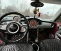 Красный Мини Купер, объемом двигателя 1.6 л и пробегом 220 тыс. км за 5999 $, фото 6 на Automoto.ua