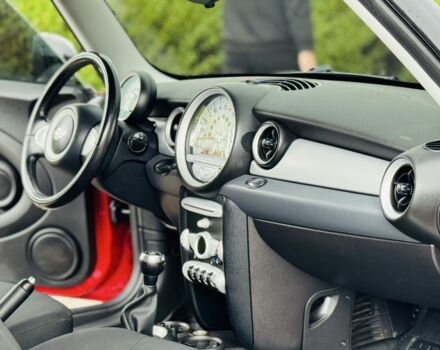 Красный Мини Купер, объемом двигателя 1.4 л и пробегом 1 тыс. км за 5499 $, фото 11 на Automoto.ua