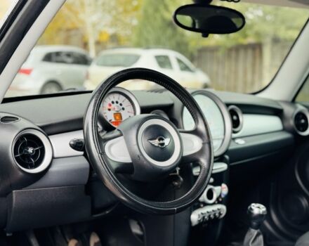 Красный Мини Купер, объемом двигателя 1.4 л и пробегом 1 тыс. км за 5499 $, фото 6 на Automoto.ua