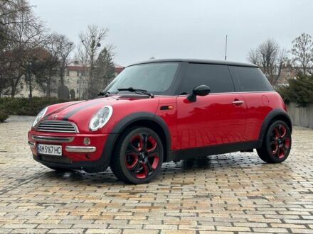 Червоний Міні Cooper, об'ємом двигуна 1.6 л та пробігом 212 тис. км за 4800 $, фото 1 на Automoto.ua