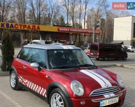 Красный Мини Купер, объемом двигателя 1.6 л и пробегом 207 тыс. км за 5800 $, фото 1 на Automoto.ua
