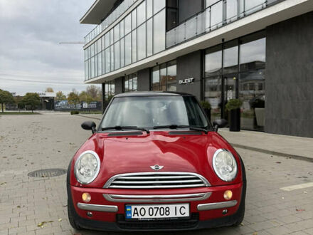 Червоний Міні Cooper, об'ємом двигуна 1.4 л та пробігом 321 тис. км за 5200 $, фото 1 на Automoto.ua