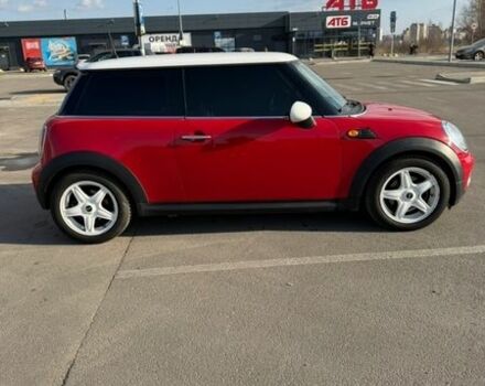 Красный Мини Купер, объемом двигателя 1.6 л и пробегом 144 тыс. км за 6800 $, фото 1 на Automoto.ua
