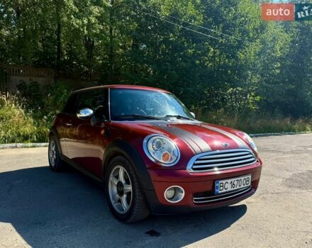 Красный Мини Купер, объемом двигателя 1.4 л и пробегом 199 тыс. км за 5799 $, фото 1 на Automoto.ua