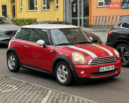 Червоний Міні Cooper, об'ємом двигуна 1.6 л та пробігом 213 тис. км за 6500 $, фото 1 на Automoto.ua