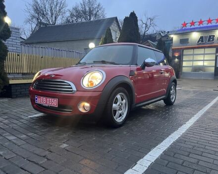 Червоний Міні Cooper, об'ємом двигуна 0 л та пробігом 128 тис. км за 7999 $, фото 1 на Automoto.ua