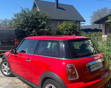 Червоний Міні Cooper, об'ємом двигуна 1.61 л та пробігом 315 тис. км за 7200 $, фото 1 на Automoto.ua
