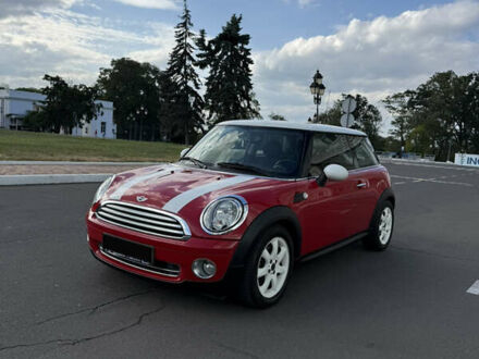Червоний Міні Cooper, об'ємом двигуна 1.6 л та пробігом 77 тис. км за 8900 $, фото 1 на Automoto.ua
