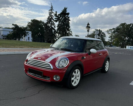 Червоний Міні Cooper, об'ємом двигуна 1.6 л та пробігом 77 тис. км за 8900 $, фото 1 на Automoto.ua