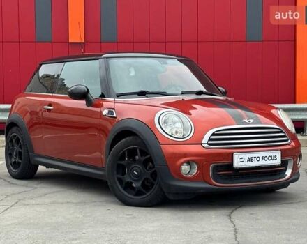 Червоний Міні Cooper, об'ємом двигуна 1.6 л та пробігом 107 тис. км за 7990 $, фото 1 на Automoto.ua