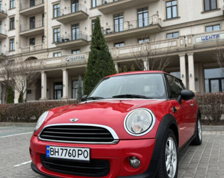 Червоний Міні Cooper, об'ємом двигуна 1.6 л та пробігом 104 тис. км за 7890 $, фото 1 на Automoto.ua