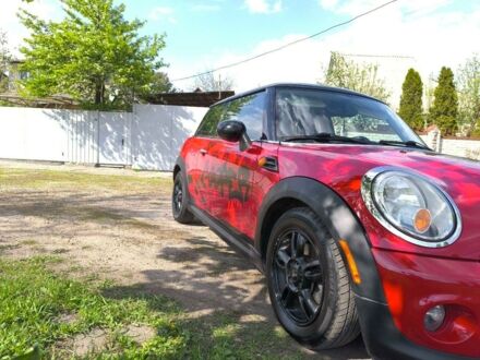 Червоний Міні Cooper, об'ємом двигуна 1.6 л та пробігом 160 тис. км за 8900 $, фото 1 на Automoto.ua