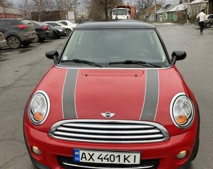 Червоний Міні Cooper, об'ємом двигуна 1.6 л та пробігом 133 тис. км за 8000 $, фото 1 на Automoto.ua