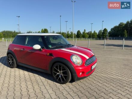 Красный Мини Купер, объемом двигателя 1.6 л и пробегом 127 тыс. км за 11300 $, фото 1 на Automoto.ua