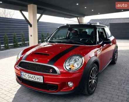 Червоний Міні Cooper, об'ємом двигуна 1.6 л та пробігом 209 тис. км за 7200 $, фото 1 на Automoto.ua