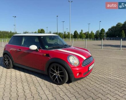 Червоний Міні Cooper, об'ємом двигуна 1.6 л та пробігом 127 тис. км за 11300 $, фото 1 на Automoto.ua