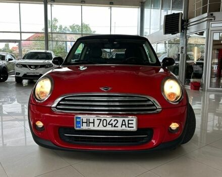 Червоний Міні Cooper, об'ємом двигуна 1.6 л та пробігом 102 тис. км за 9870 $, фото 1 на Automoto.ua