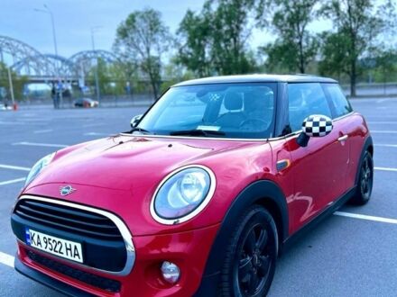 Червоний Міні Cooper, об'ємом двигуна 1.5 л та пробігом 165 тис. км за 12999 $, фото 1 на Automoto.ua