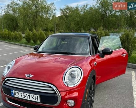 Красный Мини Купер, объемом двигателя 1.5 л и пробегом 147 тыс. км за 10300 $, фото 1 на Automoto.ua