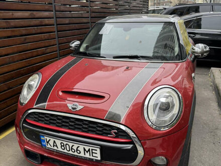 Красный Мини Купер, объемом двигателя 2 л и пробегом 99 тыс. км за 9000 $, фото 1 на Automoto.ua