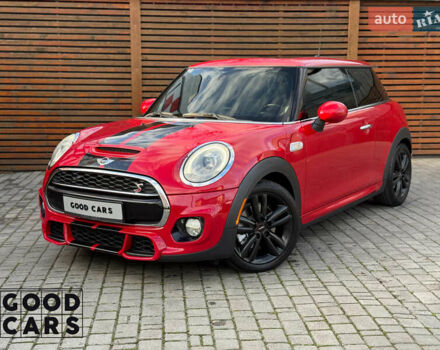 Красный Мини Купер, объемом двигателя 2 л и пробегом 202 тыс. км за 12000 $, фото 1 на Automoto.ua