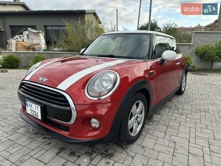 Червоний Міні Cooper, об'ємом двигуна 1.5 л та пробігом 92 тис. км за 9150 $, фото 1 на Automoto.ua