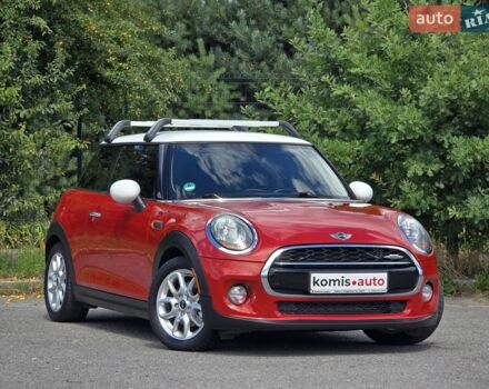 Червоний Міні Cooper, об'ємом двигуна 1.5 л та пробігом 123 тис. км за 10499 $, фото 1 на Automoto.ua