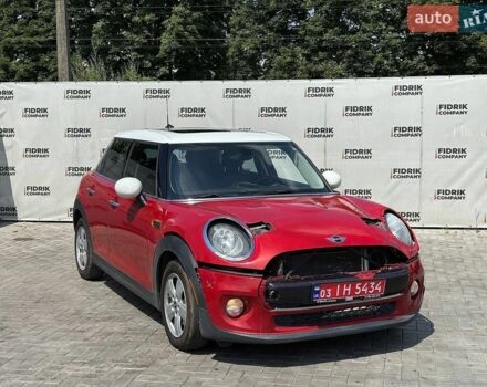 Червоний Міні Cooper, об'ємом двигуна 1.5 л та пробігом 174 тис. км за 7900 $, фото 1 на Automoto.ua