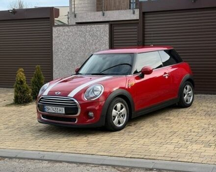 Красный Мини Купер, объемом двигателя 1.5 л и пробегом 71 тыс. км за 9999 $, фото 1 на Automoto.ua