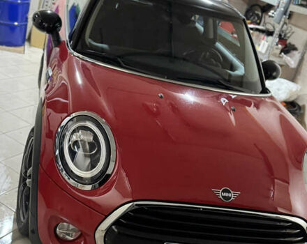 Червоний Міні Cooper, об'ємом двигуна 1.5 л та пробігом 80 тис. км за 20500 $, фото 1 на Automoto.ua