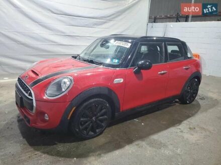Міні Cooper 2018 у Івано-Франківську на Automoto.ua Червоний Міні Cooper, об'ємом двигуна 2 л та пробігом 50 тис. км за 2100 $, фото 1 на Automoto.ua