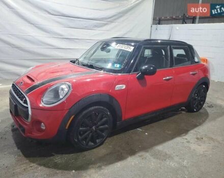 Червоний Міні Cooper, об'ємом двигуна 2 л та пробігом 50 тис. км за 2100 $, фото 1 на Automoto.ua