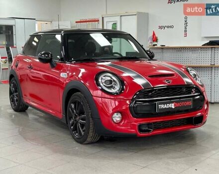 Красный Мини Купер, объемом двигателя 2 л и пробегом 105 тыс. км за 17990 $, фото 1 на Automoto.ua