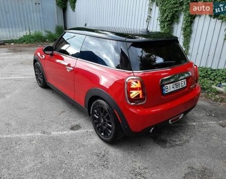 Червоний Міні Cooper, об'ємом двигуна 1.5 л та пробігом 39 тис. км за 13500 $, фото 1 на Automoto.ua