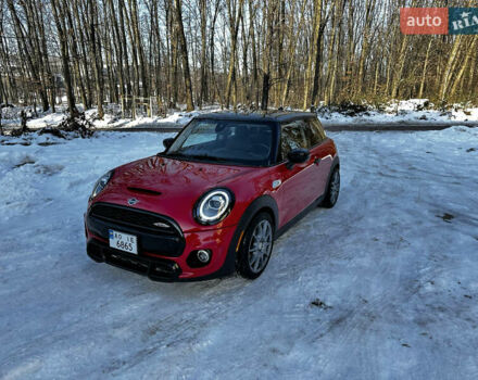 Червоний Міні Cooper, об'ємом двигуна 2 л та пробігом 67 тис. км за 18000 $, фото 1 на Automoto.ua