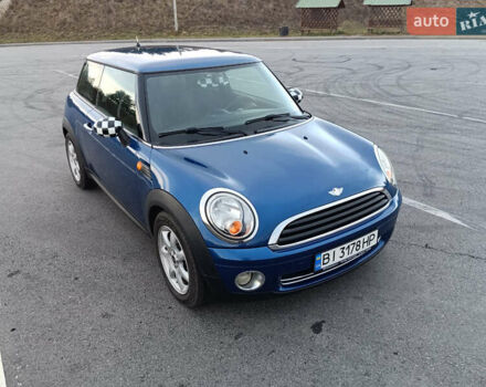Мини Купер, объемом двигателя 1.4 л и пробегом 170 тыс. км за 7000 $, фото 1 на Automoto.ua