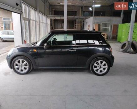 Мини Купер, объемом двигателя 1.4 л и пробегом 249 тыс. км за 5500 $, фото 2 на Automoto.ua