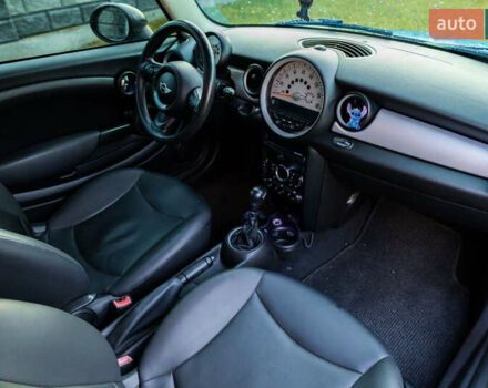 Мини Купер, объемом двигателя 1.6 л и пробегом 187 тыс. км за 7300 $, фото 24 на Automoto.ua