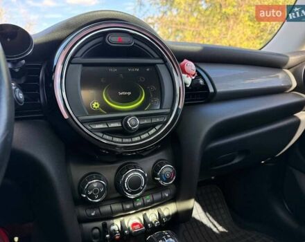 Мини Купер, объемом двигателя 1.5 л и пробегом 110 тыс. км за 16000 $, фото 13 на Automoto.ua