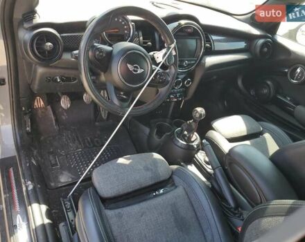 Мини Купер, объемом двигателя 2 л и пробегом 138 тыс. км за 1900 $, фото 7 на Automoto.ua